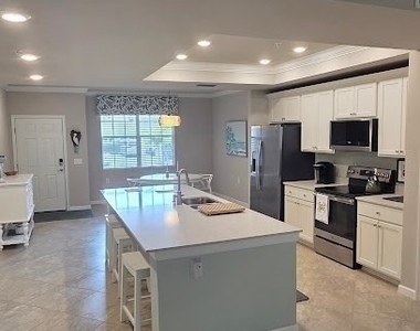 10751 Palazzo Way - Photo Thumbnail 9