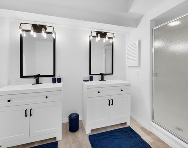 6800 Satinleaf Road S - Photo Thumbnail 9