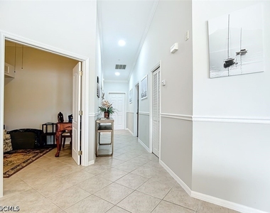 10401 Mcarthur Palm Lane - Photo Thumbnail 5