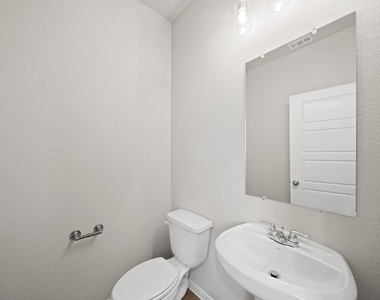835 Red Oakland Drive - Photo Thumbnail 5