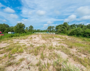 1353 Siedel Road - Photo Thumbnail 12