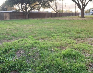 7702 Fairview Street - Photo Thumbnail 1