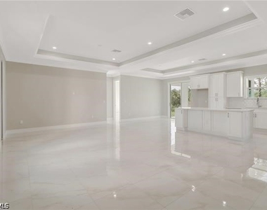 4383 Randall Boulevard - Photo Thumbnail 7