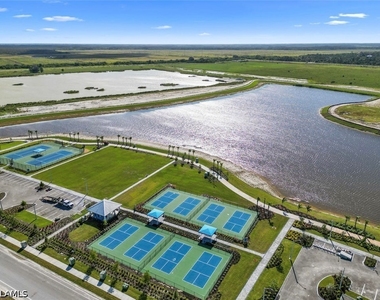 4584 Centaurus Circle - Photo Thumbnail 22