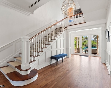 2325 Lantern Lane - Photo Thumbnail 12