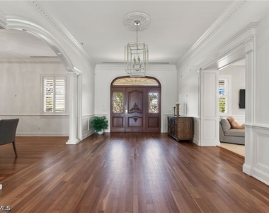 2325 Lantern Lane - Photo Thumbnail 10