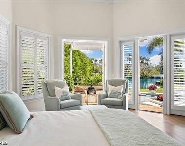 2325 Lantern Lane - Photo Thumbnail 21