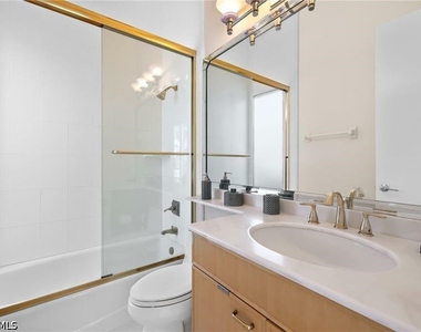 3860 Gordon Drive - Photo Thumbnail 26