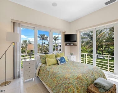 3860 Gordon Drive - Photo Thumbnail 30