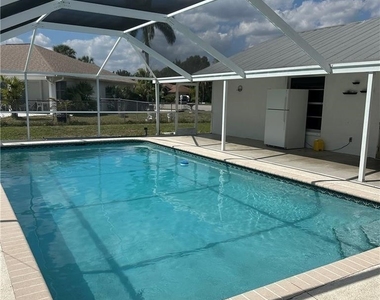 706 Arianne Court - Photo Thumbnail 16