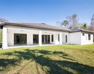 5772 Green Boulevard - Photo Thumbnail 19