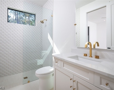 5772 Green Boulevard - Photo Thumbnail 14