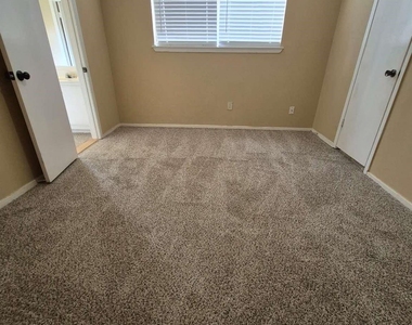 722 Stephanie Drive - Photo Thumbnail 21