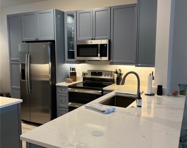 2325 Carrington Court - Photo Thumbnail 8