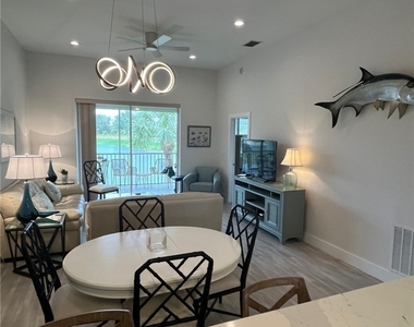 2325 Carrington Court - Photo Thumbnail 6