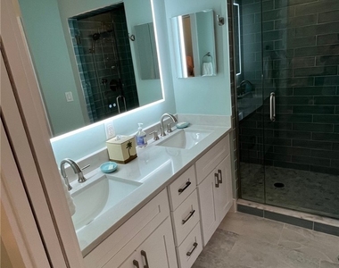 2325 Carrington Court - Photo Thumbnail 11