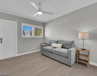 473 12th Avenue S - Photo Thumbnail 17