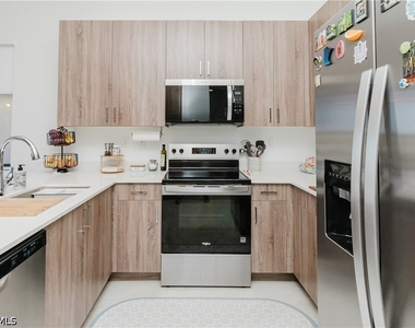 5875 Cassidy Lane - Photo Thumbnail 8