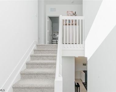 5875 Cassidy Lane - Photo Thumbnail 14