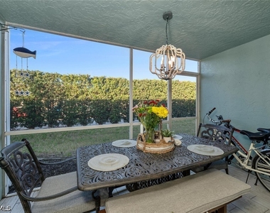 154 Cypress Way E - Photo Thumbnail 9