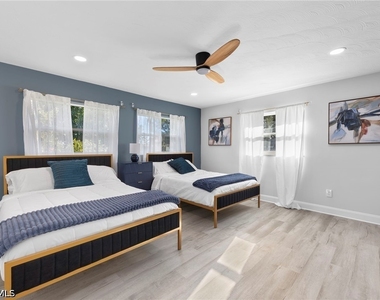 5211 Pocatella Court - Photo Thumbnail 17