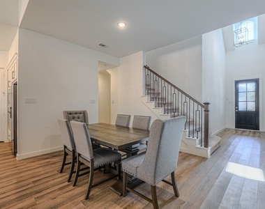 662 Lost Maples Bend Lane - Photo Thumbnail 7