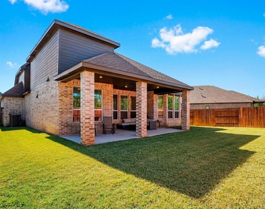 662 Lost Maples Bend Lane - Photo Thumbnail 35
