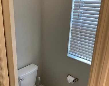 1330 Oceania Drive N - Photo Thumbnail 15