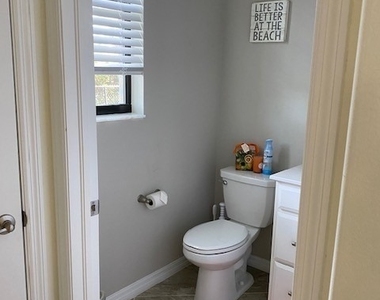 1330 Oceania Drive N - Photo Thumbnail 18
