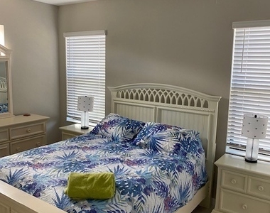 1330 Oceania Drive N - Photo Thumbnail 13