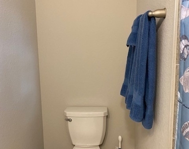 1330 Oceania Drive N - Photo Thumbnail 25