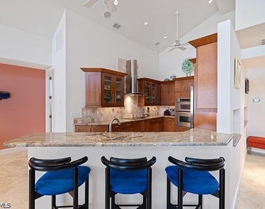 433 Crestwood Lane - Photo Thumbnail 16