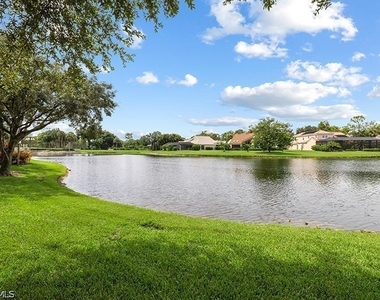 433 Crestwood Lane - Photo Thumbnail 5
