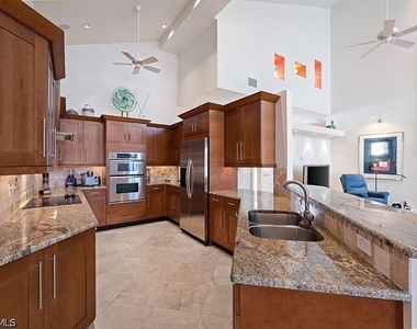 433 Crestwood Lane - Photo Thumbnail 15