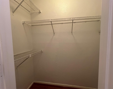 2826 S Bartell Drive - Photo Thumbnail 9