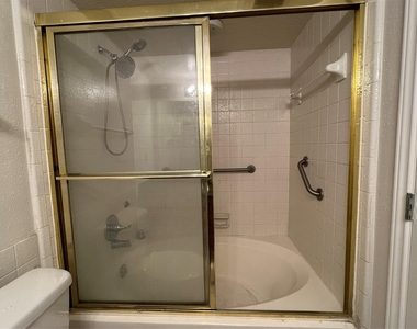 2826 S Bartell Drive - Photo Thumbnail 8