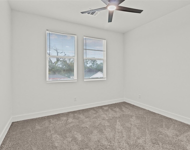 8129 Hoffman Street - Photo Thumbnail 13