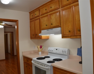 6507 Morningside Drive - Photo Thumbnail 7