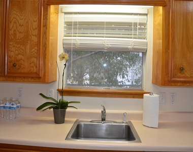 6507 Morningside Drive - Photo Thumbnail 8