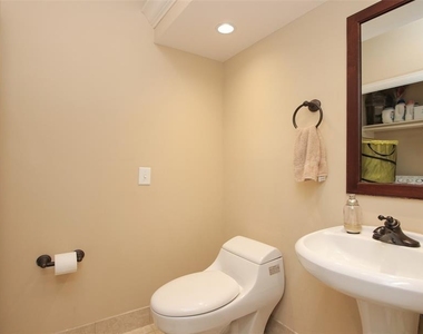 2203 Dorrington Street - Photo Thumbnail 14