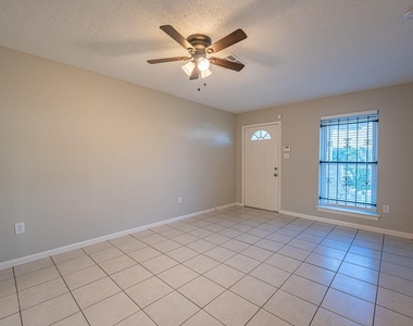 8124 Beech Cove Lane - Photo Thumbnail 5