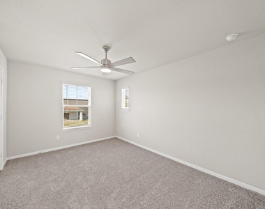839 Red Oakland Drive - Photo Thumbnail 5