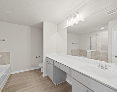 839 Red Oakland Drive - Photo Thumbnail 7