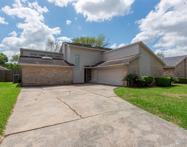 1915 Mustang Springs Drive - Photo Thumbnail 1