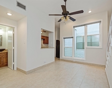 204 Marshall Street - Photo Thumbnail 1