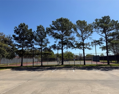 17402 Eastwood Circle - Photo Thumbnail 18