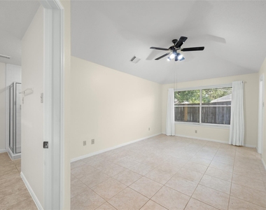 17402 Eastwood Circle - Photo Thumbnail 4