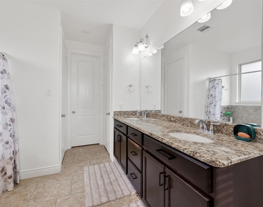 6515 Sterling Shores Lane - Photo Thumbnail 26