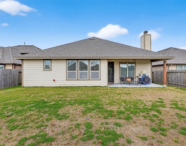 6515 Sterling Shores Lane - Photo Thumbnail 39