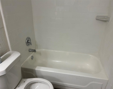 9700 Leawood Boulevard - Photo Thumbnail 10